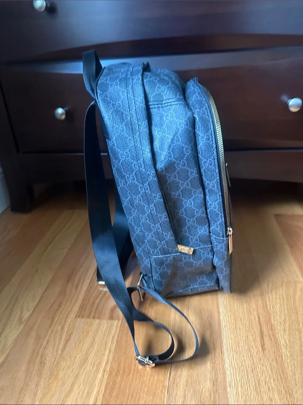 Gucci Navy GG Supreme Backpack with Red & Navy Web